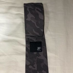 JF j.Ferrar tie camouflage grey